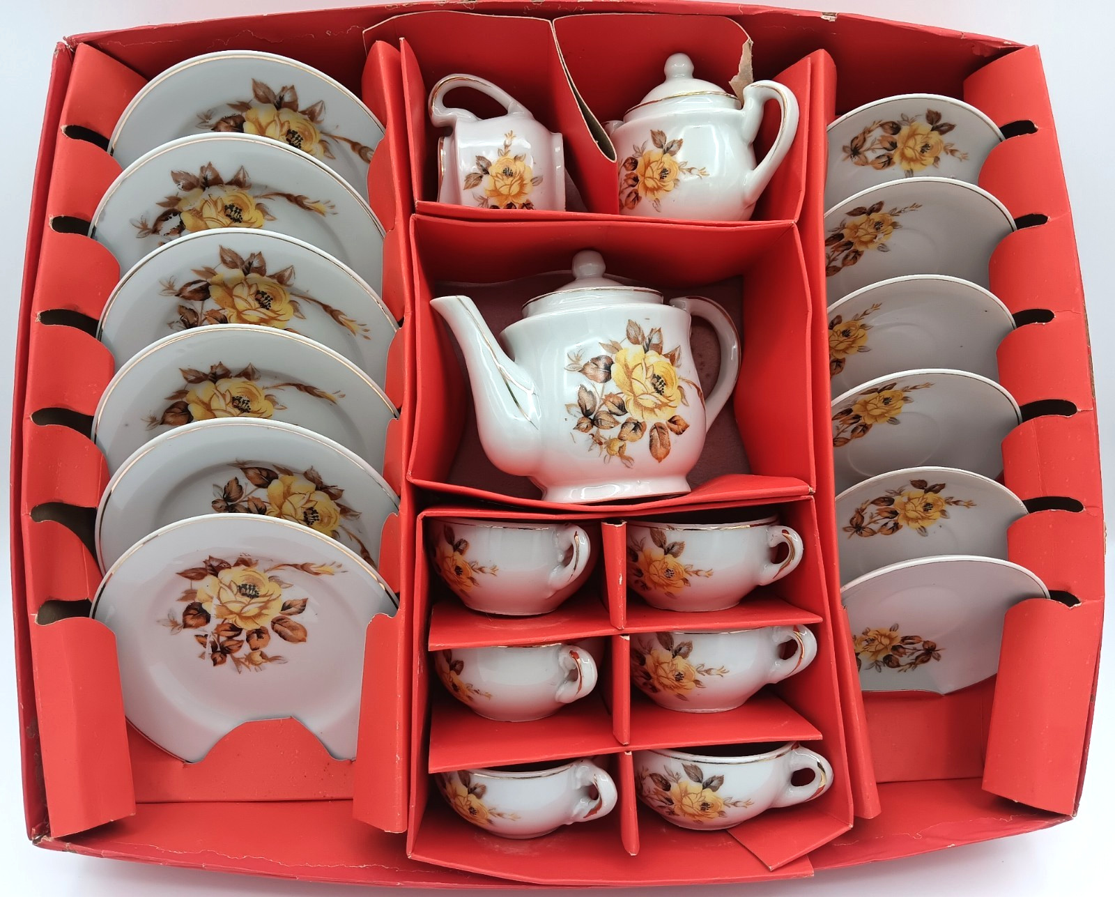 1950s Little Duchess Child’s Porcelain 23 Piece Yellow Rose Tea Set Japan MCM