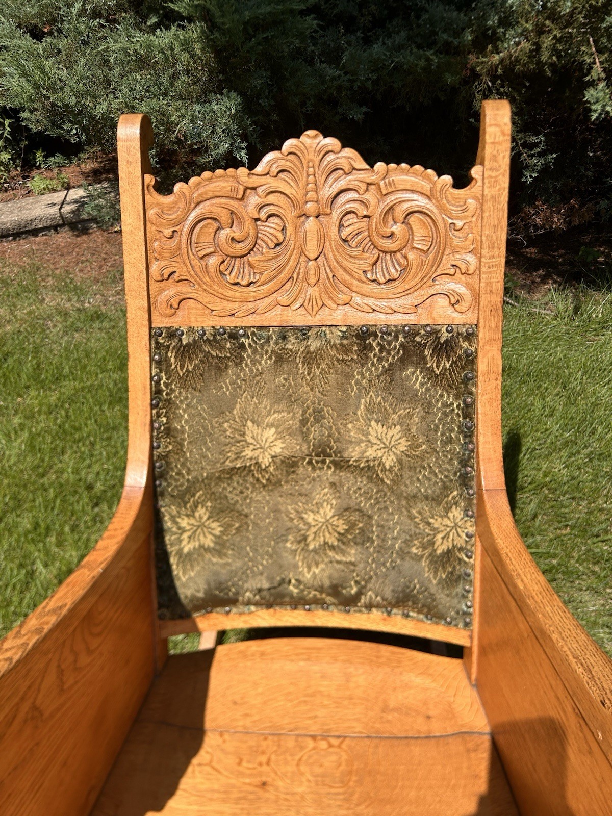 Renaissance Revival Carved Tiger Oak Rocking Chair Figural Lion/Beast Arms Crest