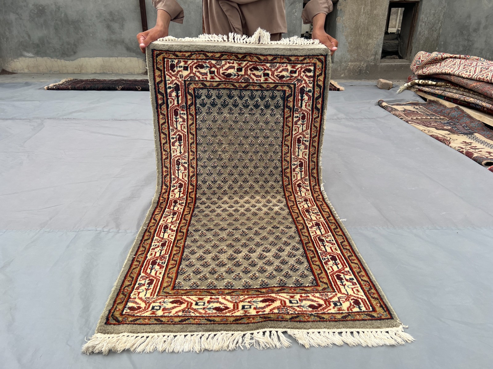 2.3×4.3 ft Antique Handmade Rug Low Pile Moroccan Distressed Faded Wool Area Rug