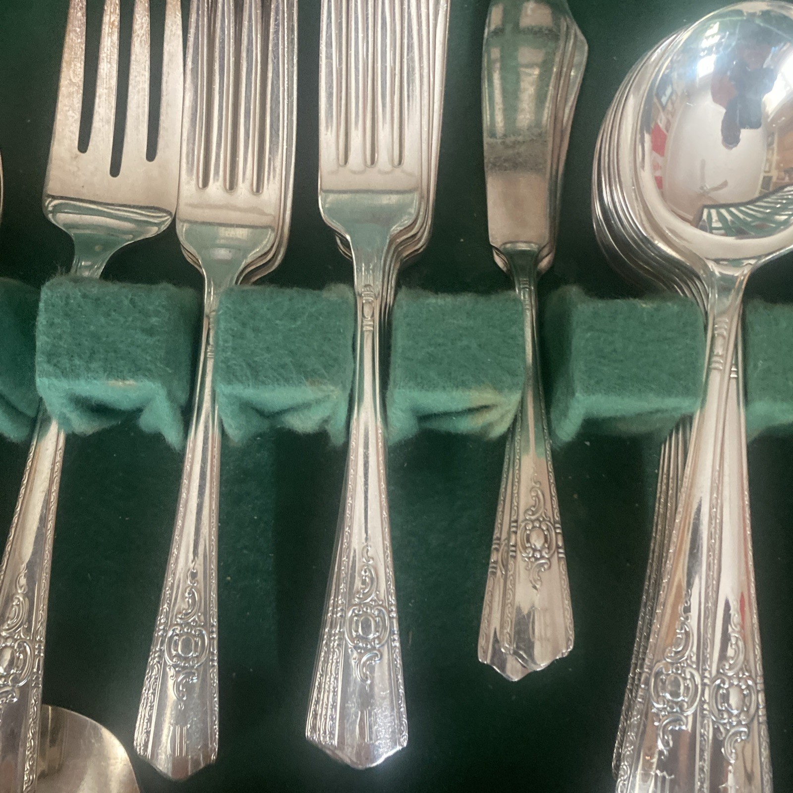 Wallace Silver Harmony House Plate AA+ Bridal Corsage 72 Pc Flatware +case