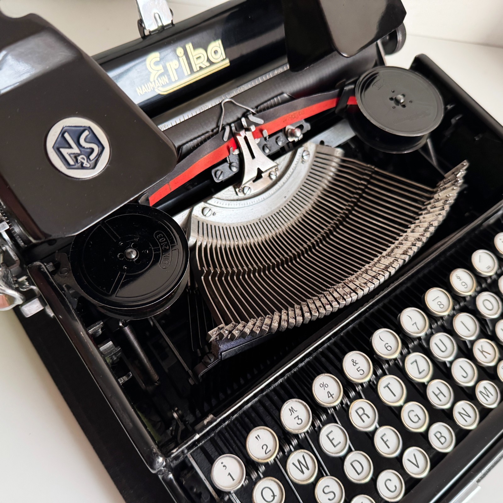 Erika 5 Typewriter | 1930s | Working | Serviced | UPS 3-Day to US/CAN