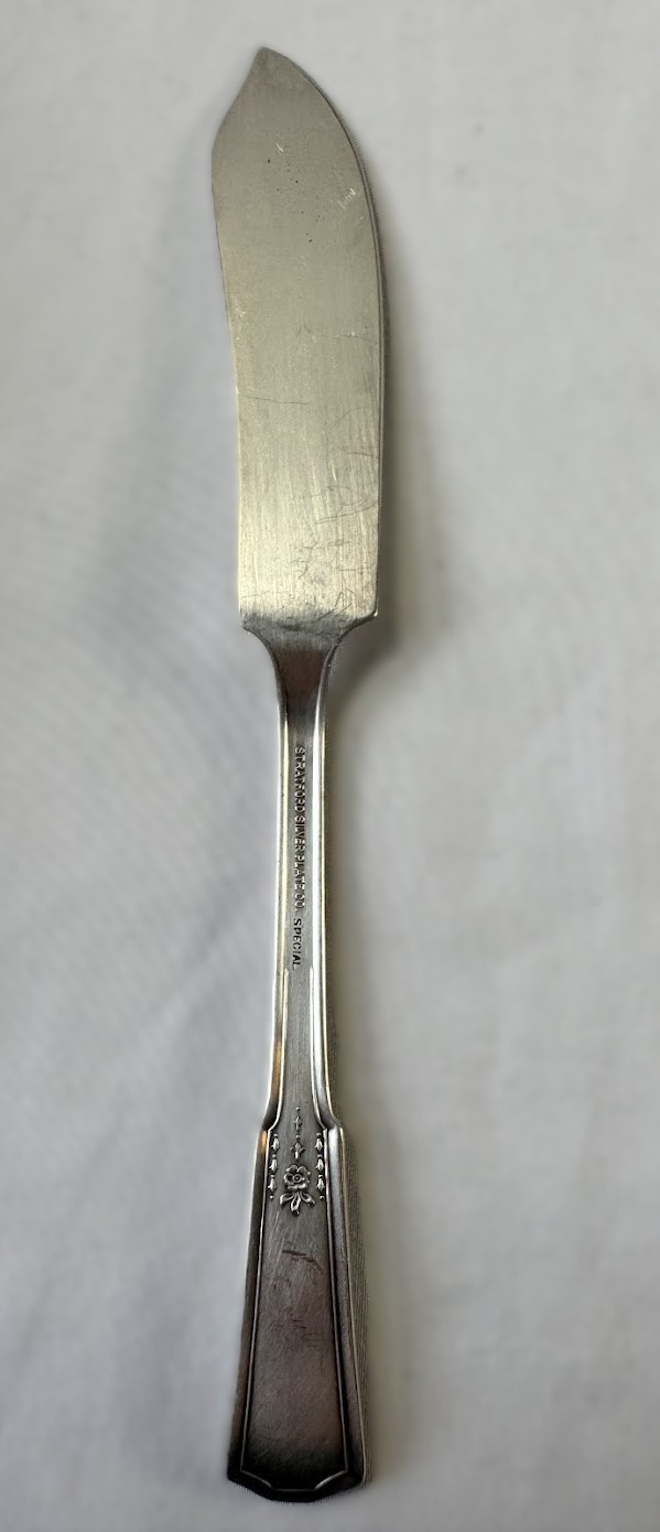 Vintage Stratford Silver Plate Co. “Shakespeare” Master Butter Knife (1924)