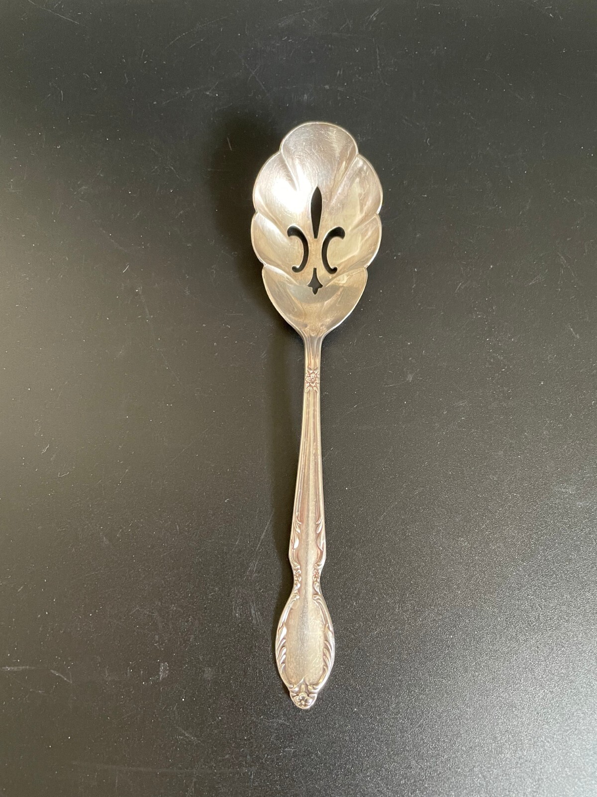 Rogers & Bro Royal Manor 1956 Silverplate 6¼” Large Sugar Sifter Spoon