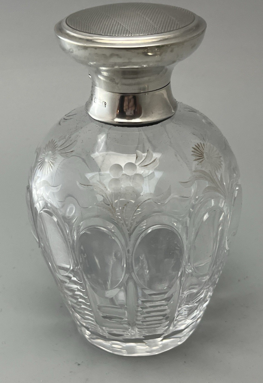 Art DEco Silver & Cut Glass Scent Bottle William Neale Birmingham 1930 GLZX