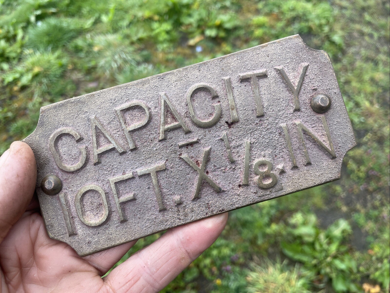 Vintage Brass Capacity 10ft X 1/8in