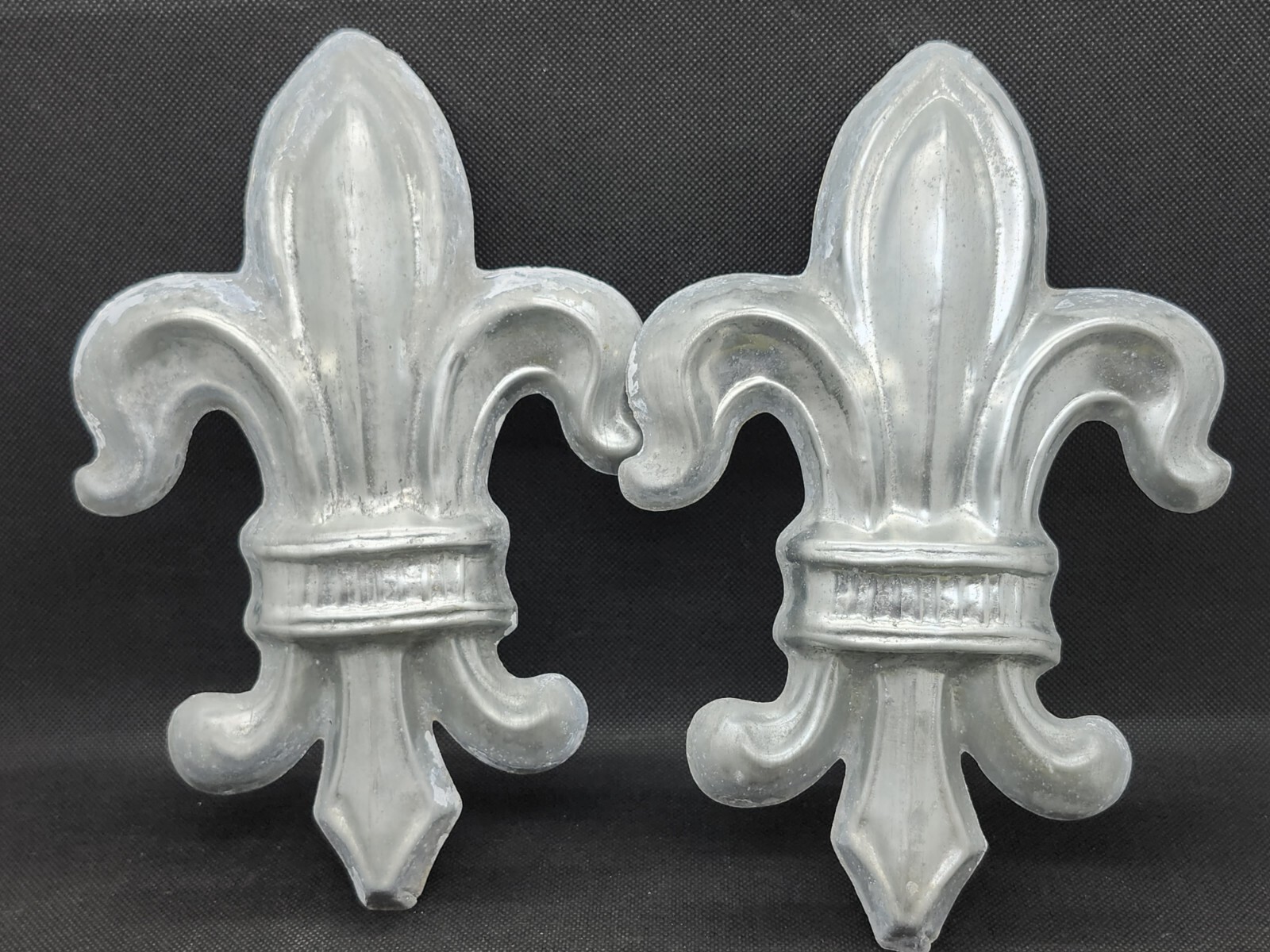 Antique Fleur De Lis Zinc Medallion PAIR Embossed Architectural Salvage NOS 9×6
