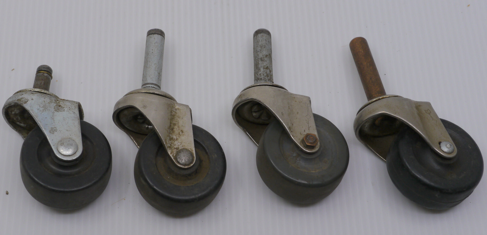 4 VINTAGE METAL FURNITURE CASTERS w HARD RUBBER WHEELS FOR CHAIR, TABLE, BASSICK