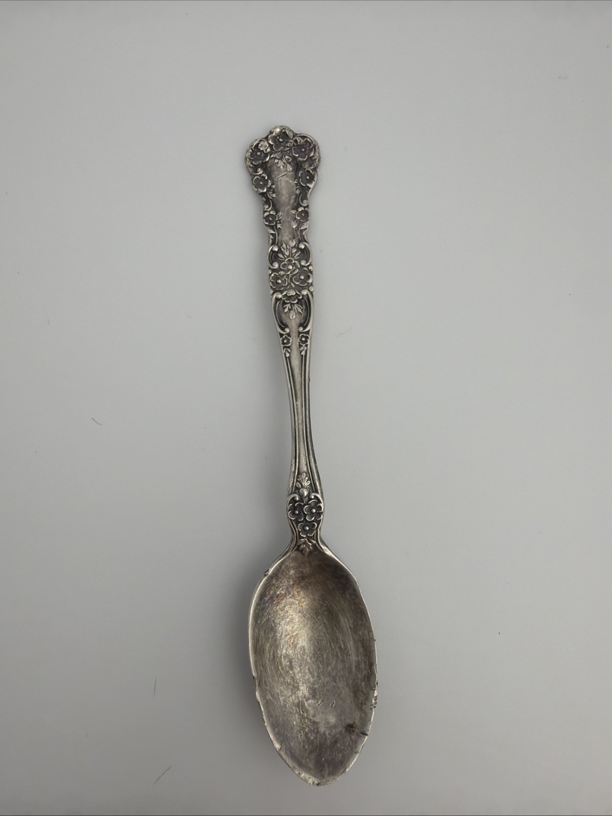 Wallace Sterling Silver Teaspoon Violet Pattern Pat. 1900 Floral 8g Antique