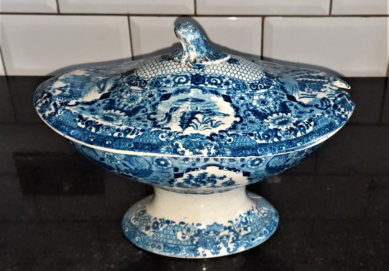 Georgian Spode Pearlware ‘Net’ Pattern Large Lidded Pedestal Tureen C 1795