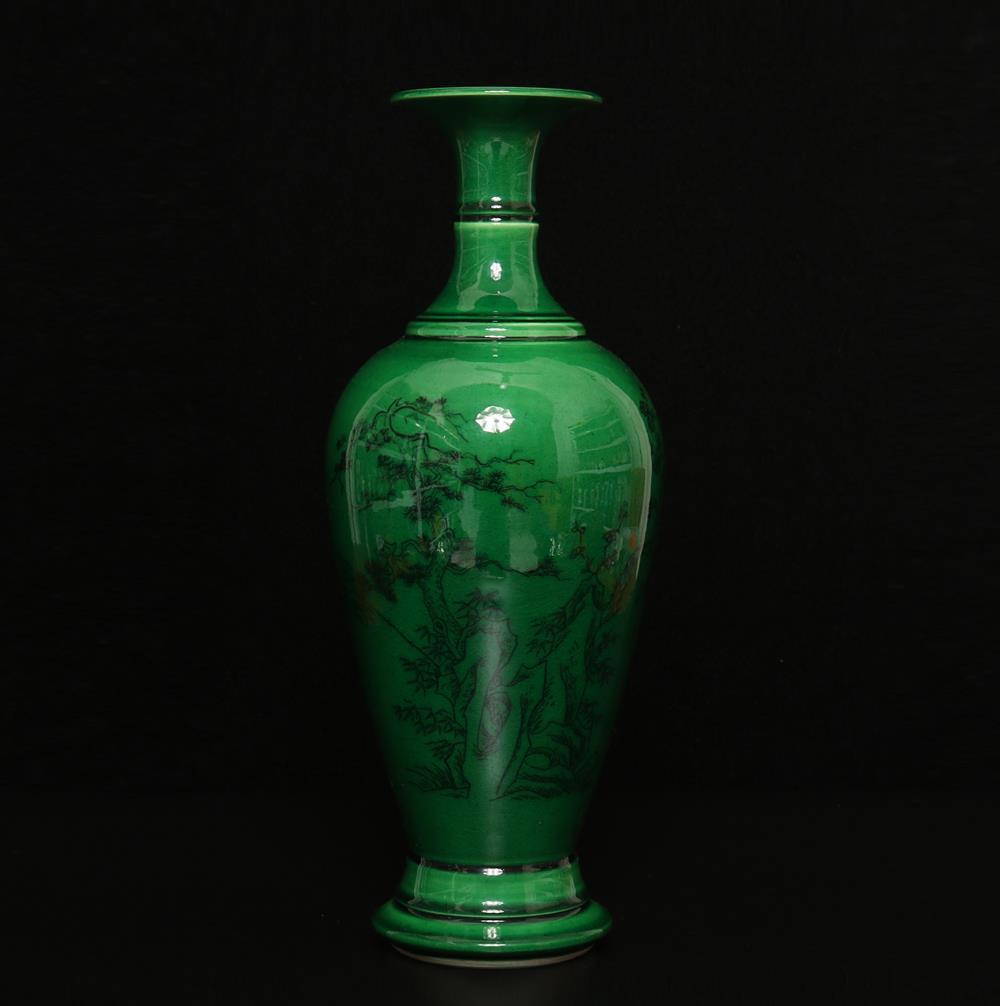 29.5CM Qianlong Signed Old Chinese Green Glaze Vase w/flower