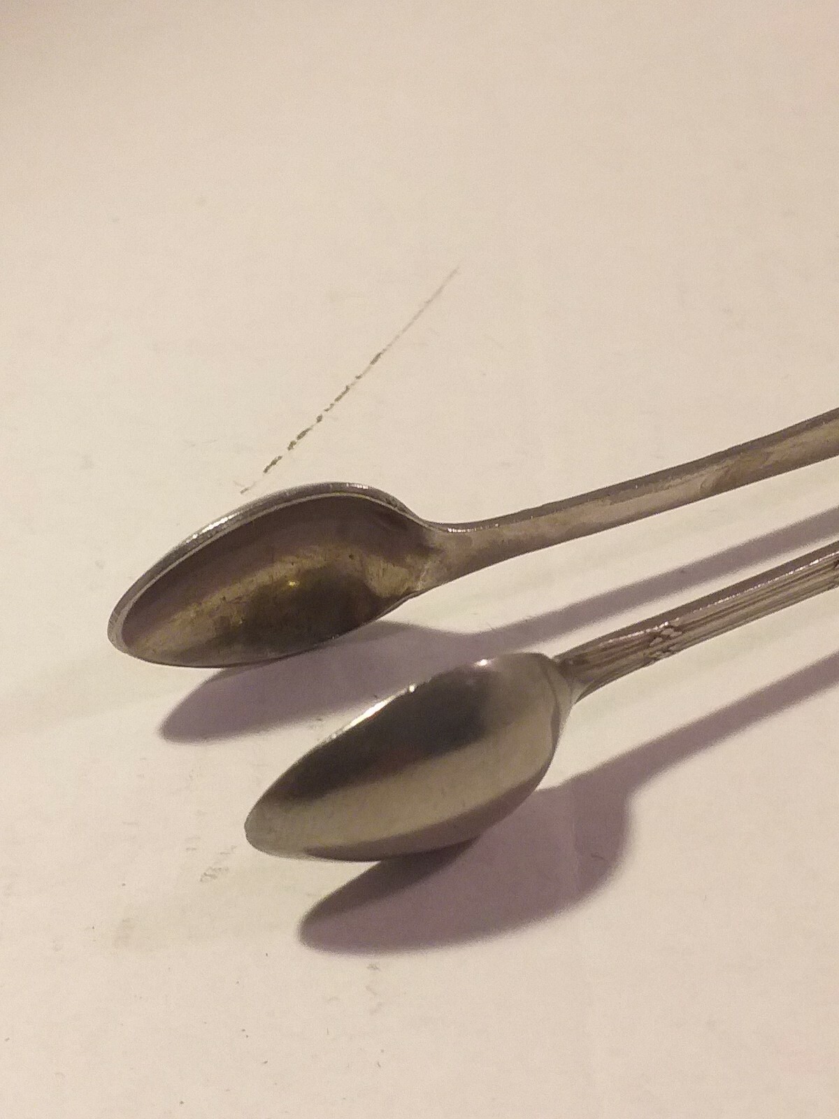 VINTAGE ANTIQUE SILVERPLATED SUGAR/ICE TONGS