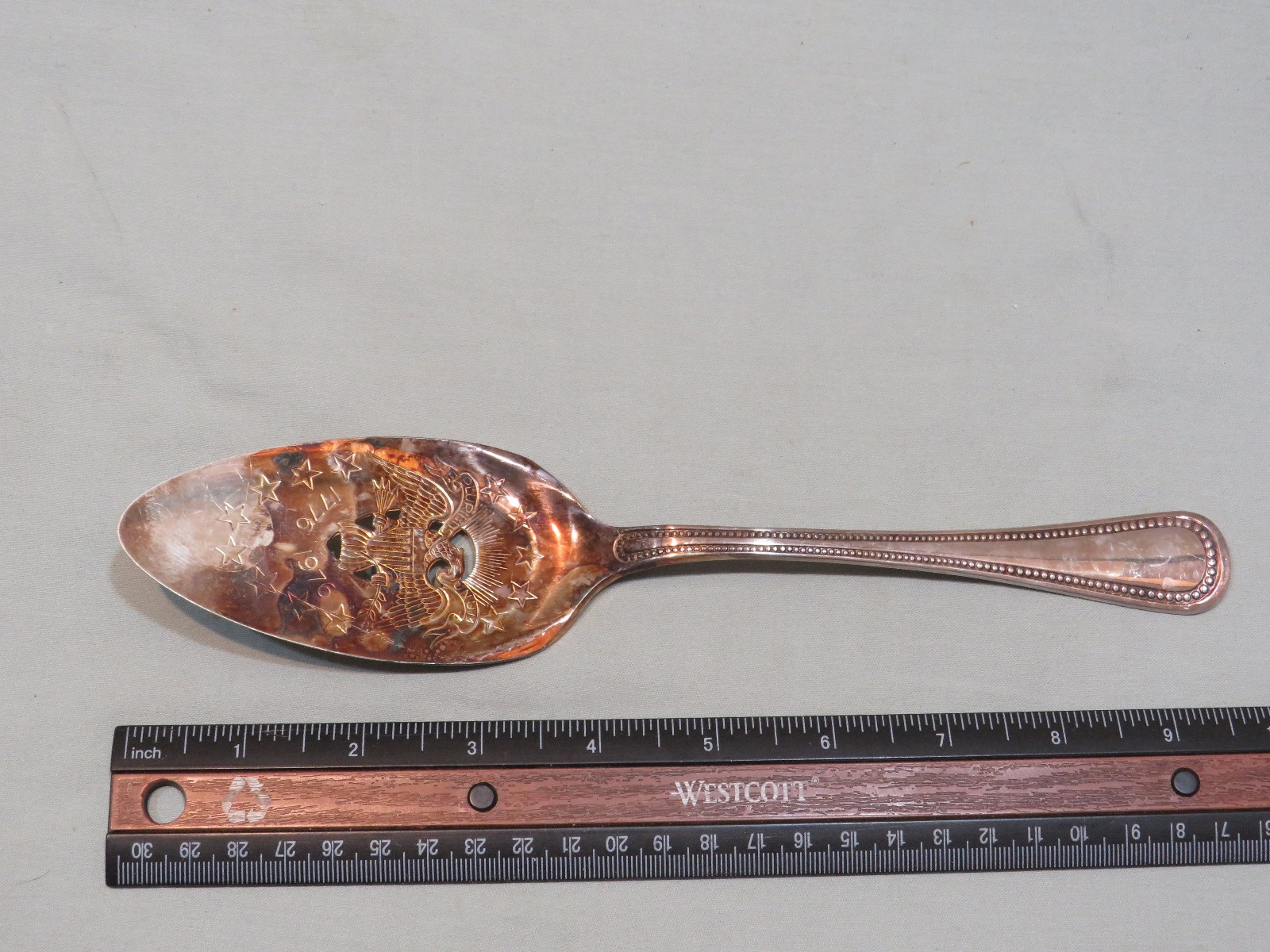 Oneida Community Silverplate Bicentennial 1776-1976 Pierced Desert Server