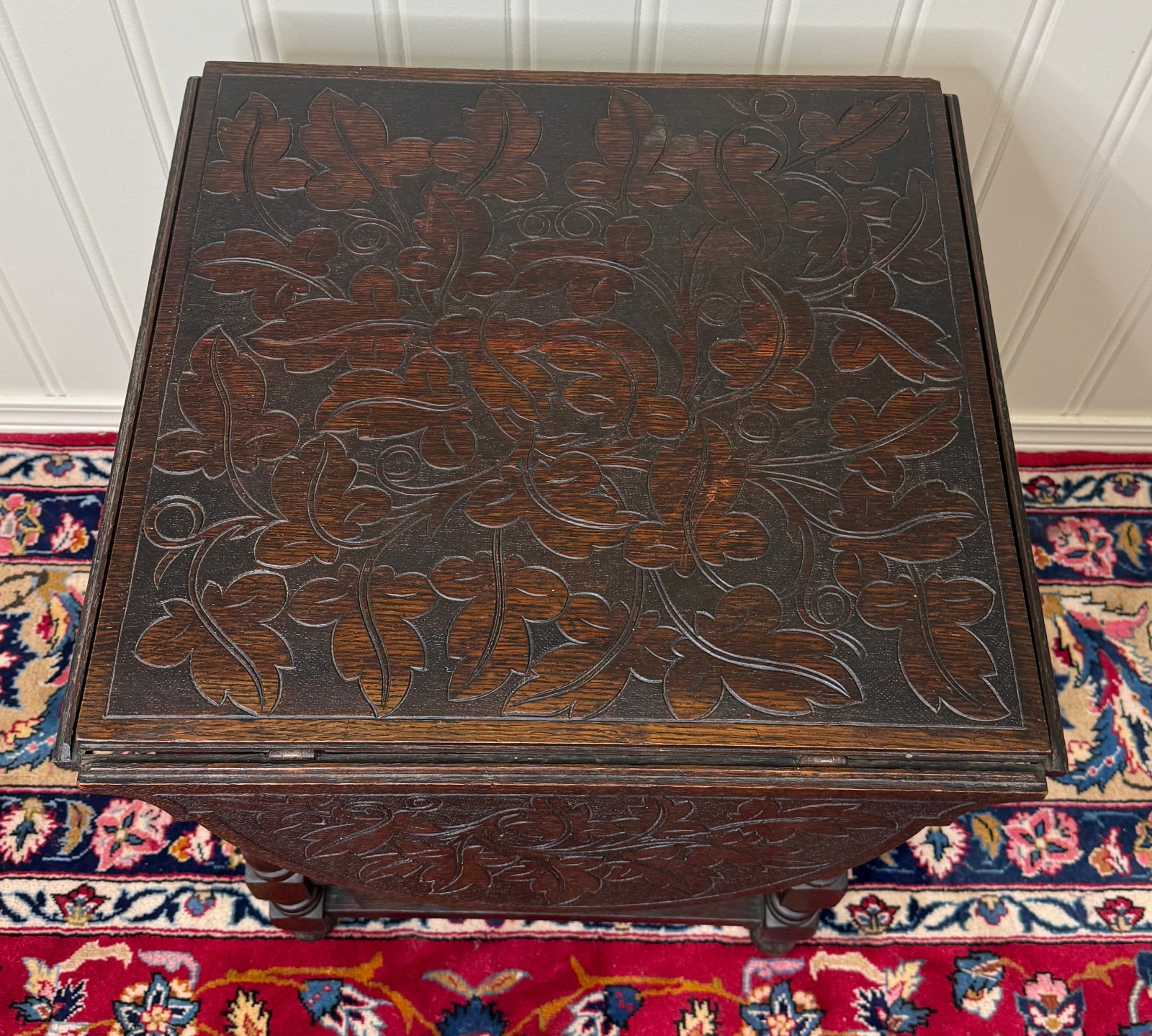 Antique English Cloverleaf Side Table Carved Top Lower Gallery Oak c. 1900