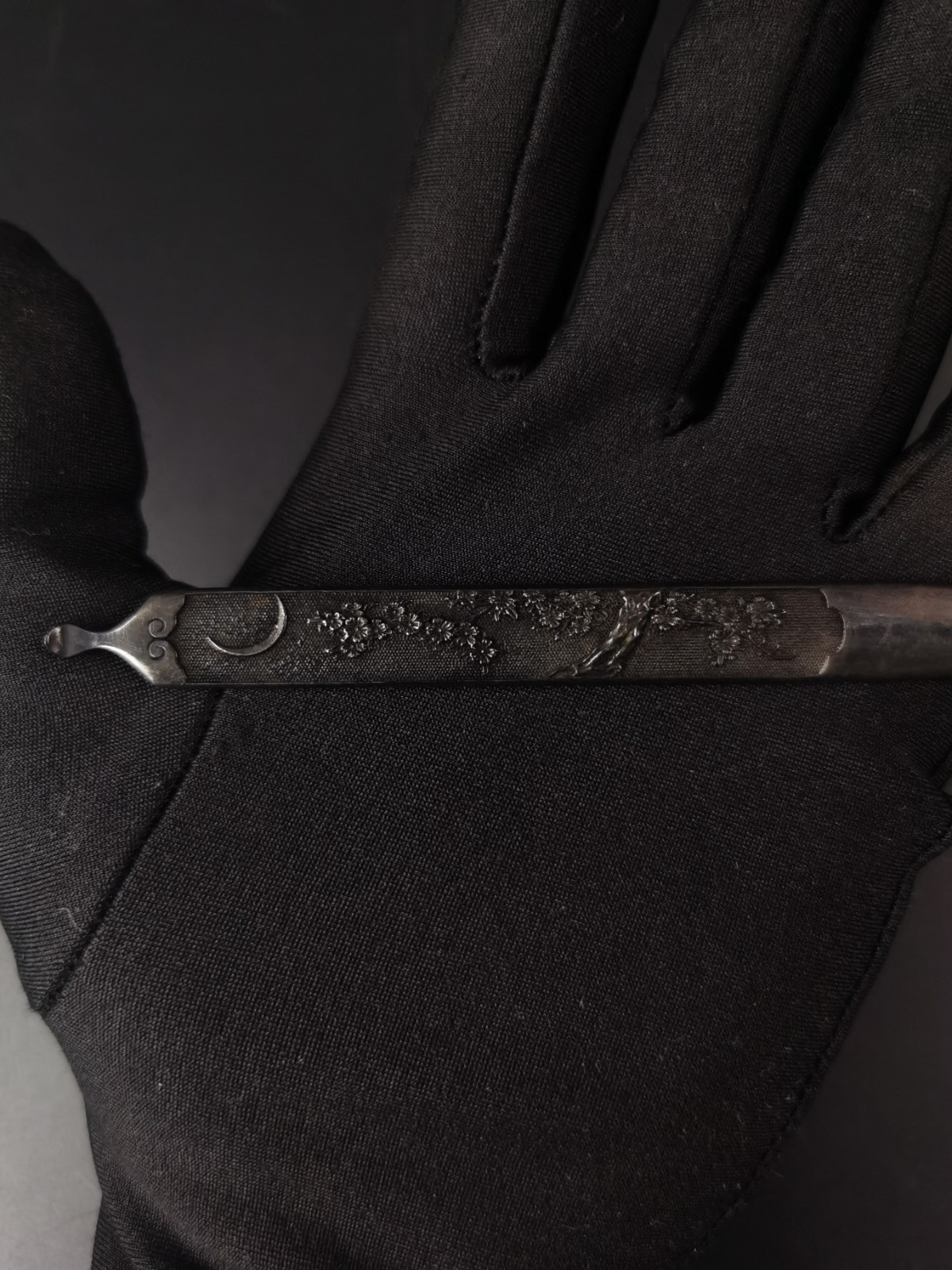 Japanese Type Mon and Cherry Blossoms Kogai for Wakzaishi and Tanto, Y160