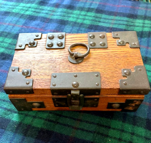 Japanese antiques A chest with iron fittings Width 20.5 cm/8.07 in