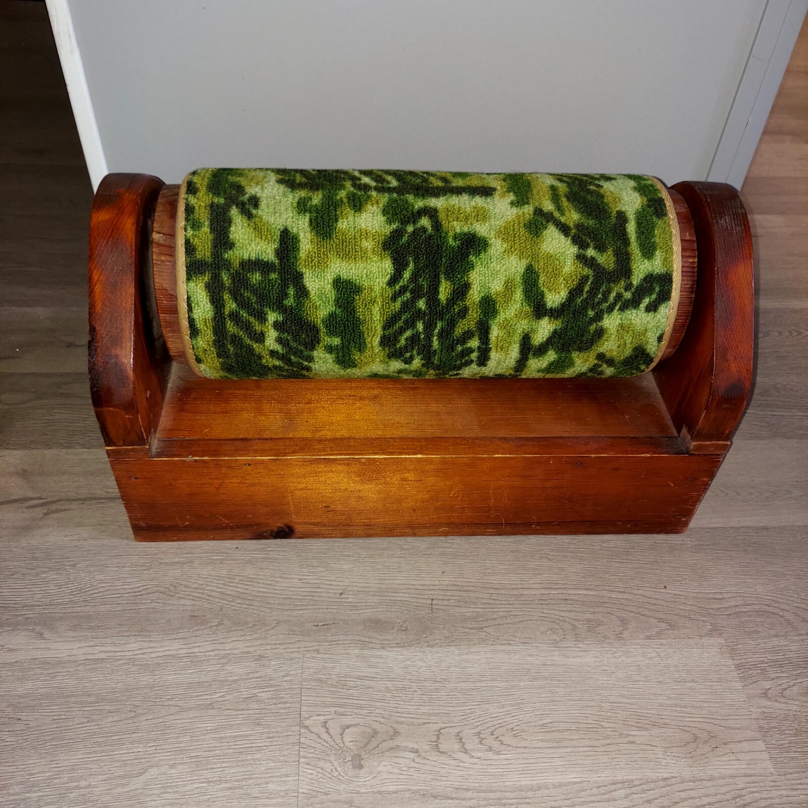 Vintage Wood Barrel Cylinder Rolling Footstool Tapestry Cover 18″x9″x10″