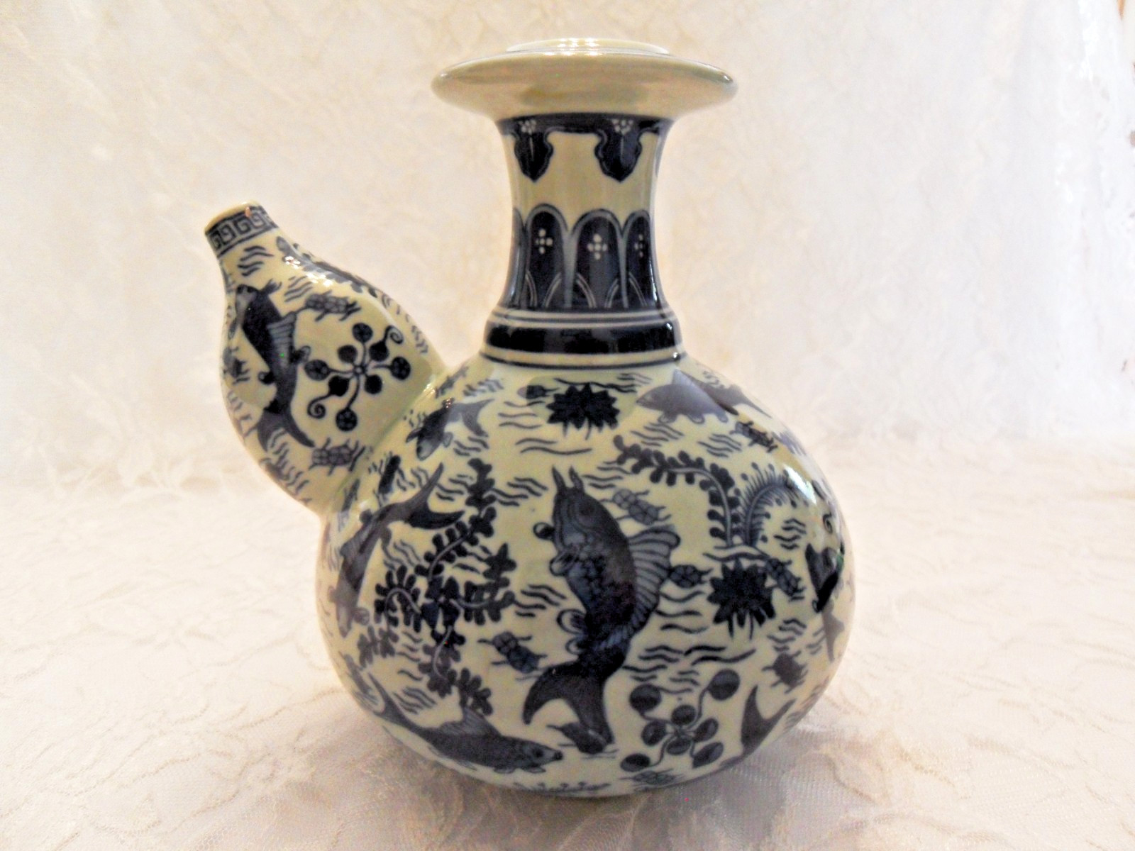MING STYLE CHINESE POURING VESSEL (Kendi) T 9 “