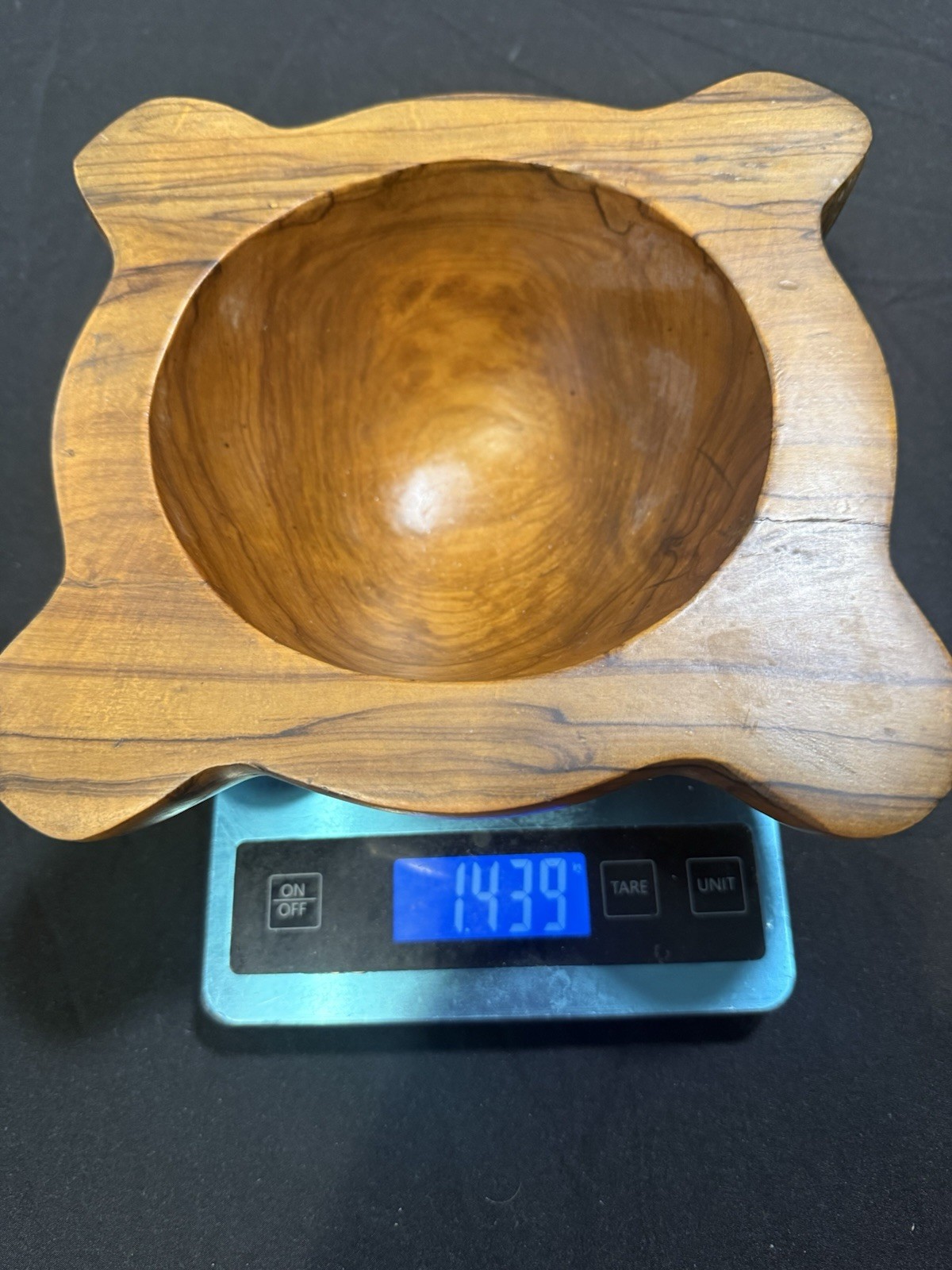 Olive Wood Bowl Galerie de L’ Olivier 26cm (W) 8cm (D) One Piece Very Tactile.