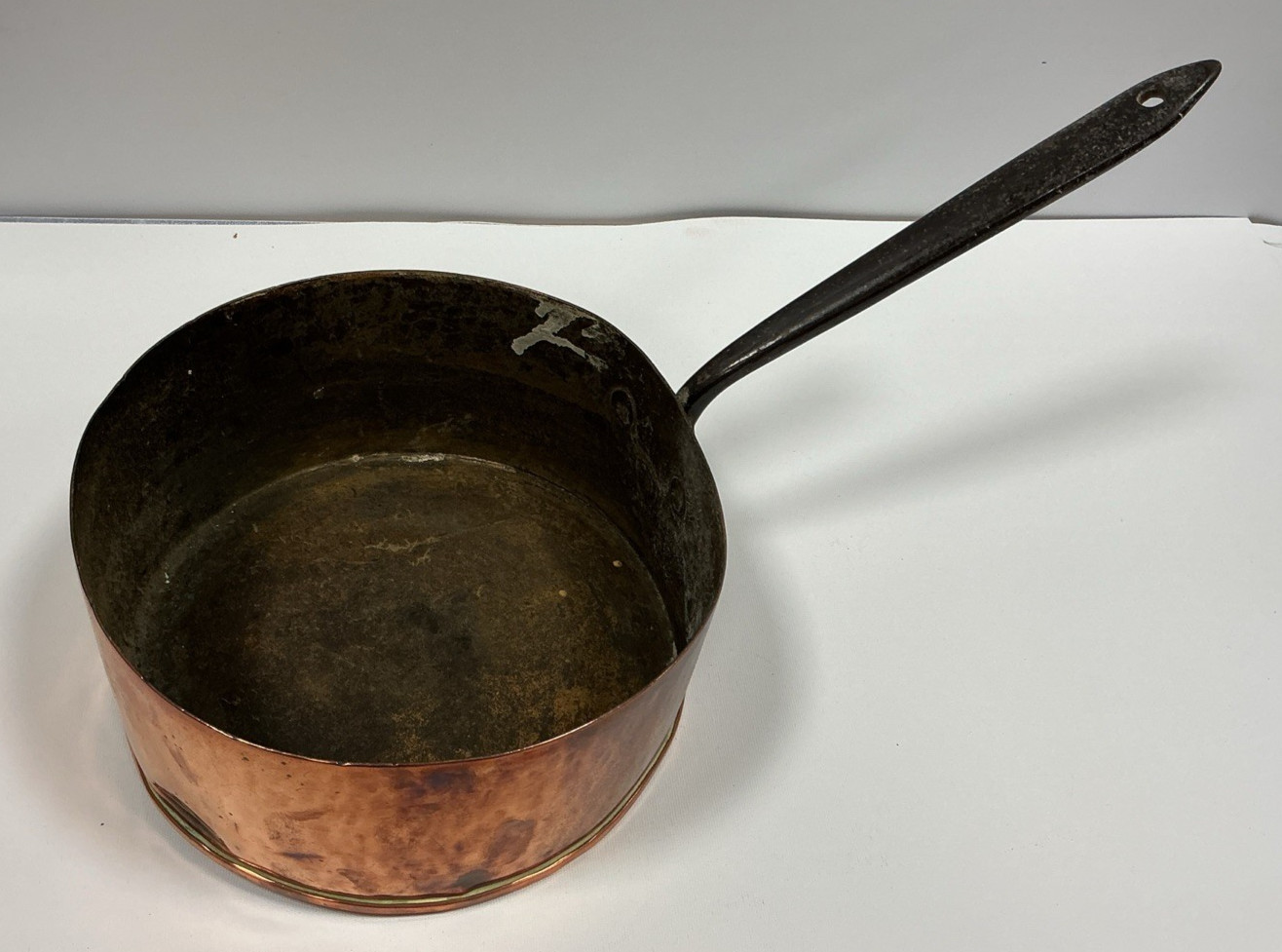 Antique 6‑Piece Copper Saucepan Set – 4 Saucepans + 2 Lids – Total Weight 5.45kg