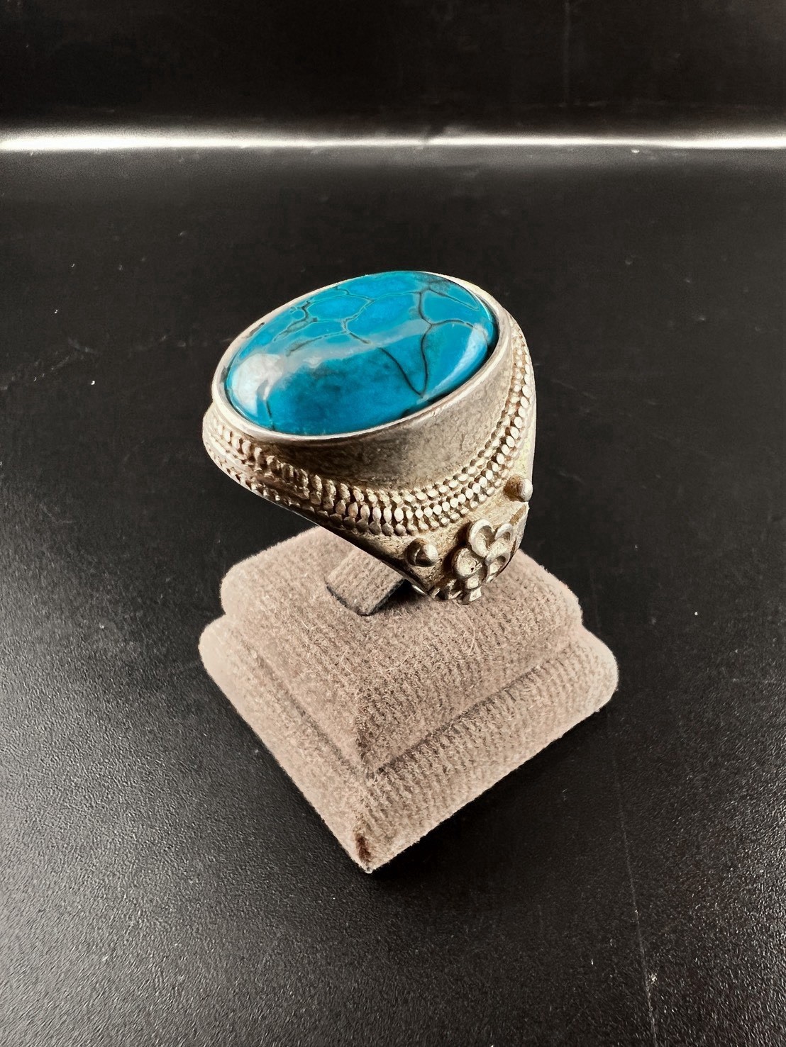 Rare Vintage Solid Silver RING WITH NATURAL stone