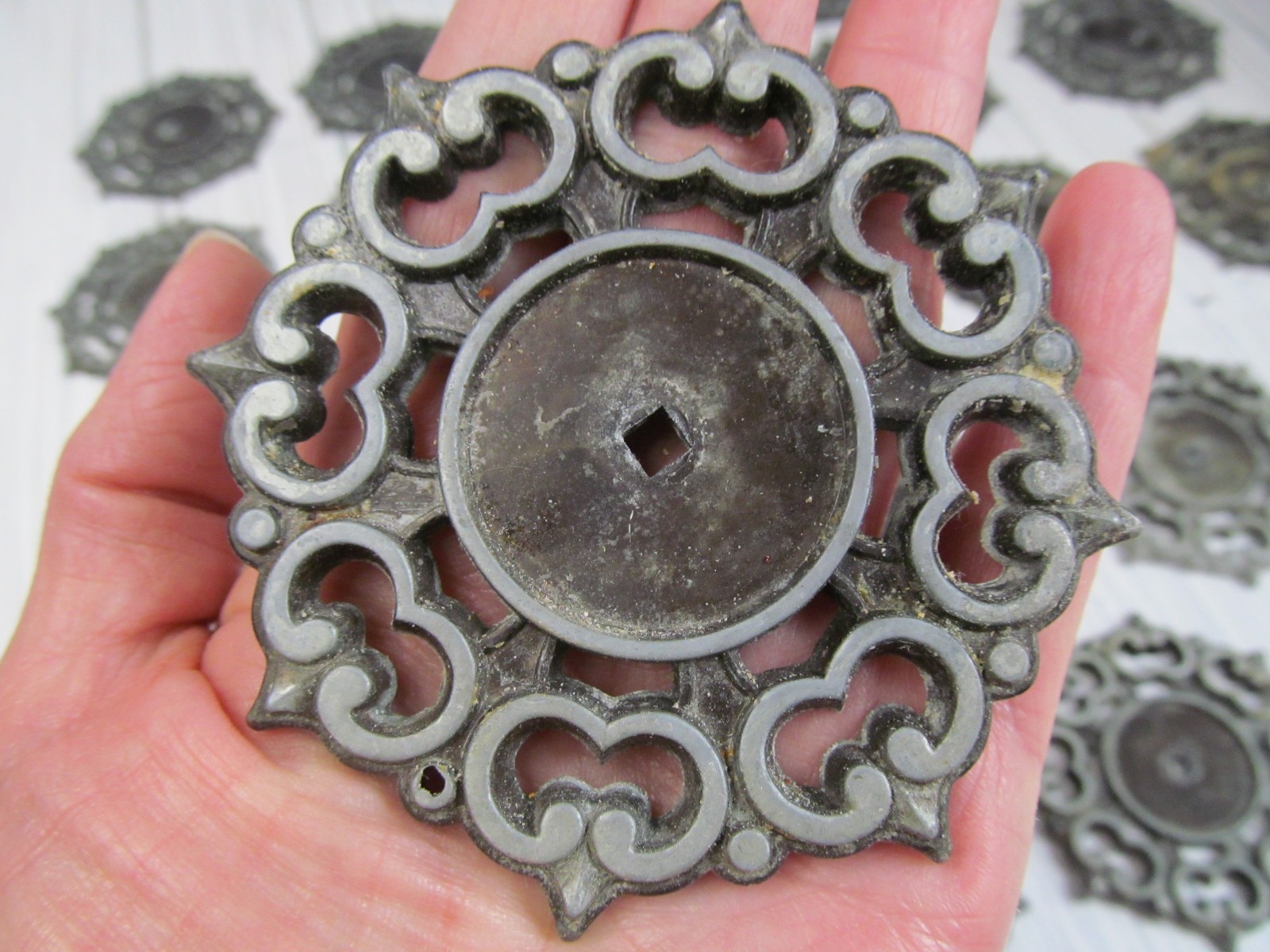 Vintage Drawer Hardware Metal Back Plates Decorative 3 1/4″ Round Lot of 22 P