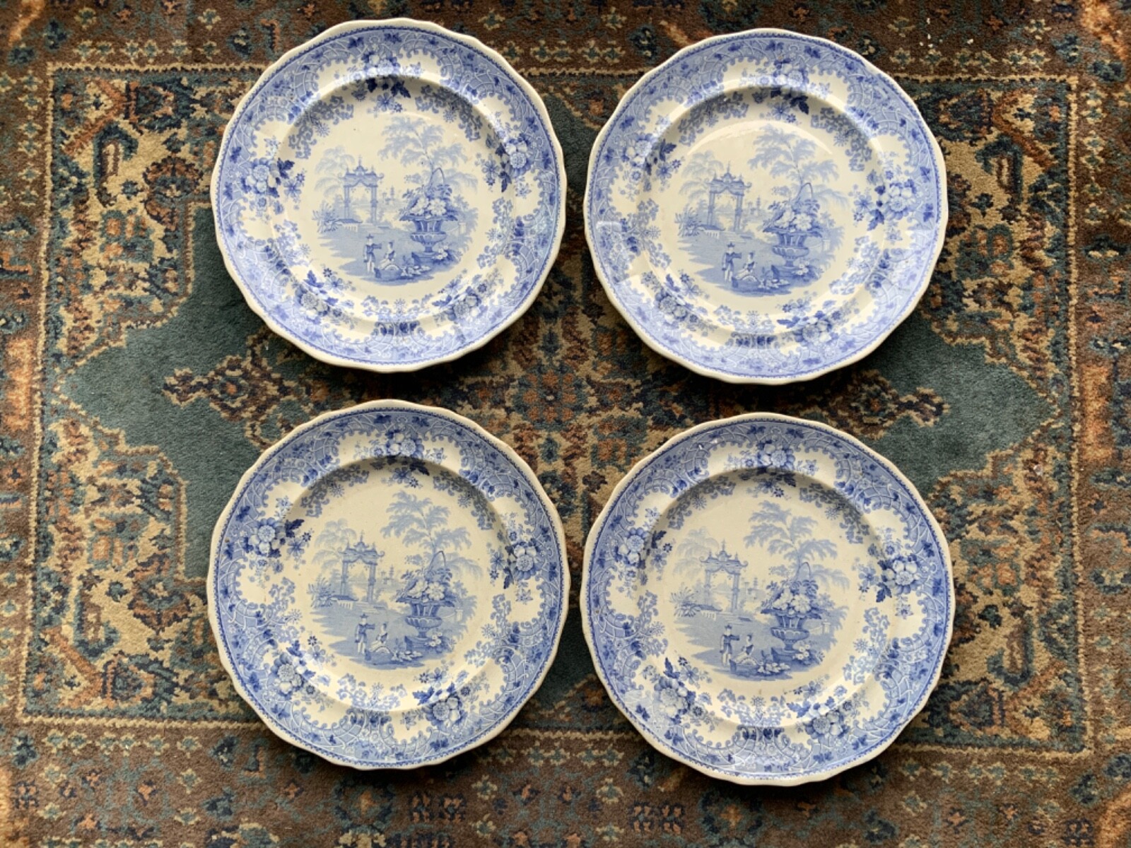 English lDavenport Blue & White Canton Plates Set of Four Circa 1800-1820