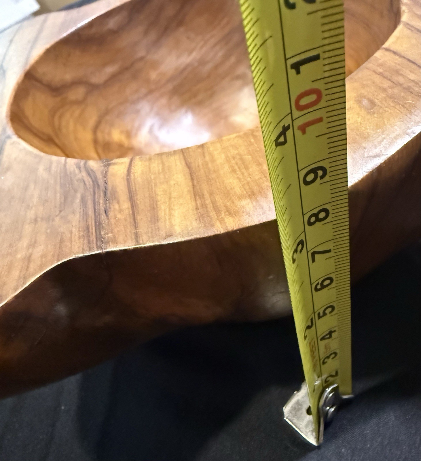 Olive Wood Bowl Galerie de L’ Olivier 26cm (W) 8cm (D) One Piece Very Tactile.