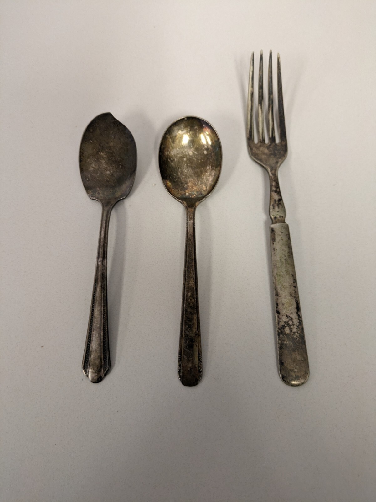 Silver ,Tudor Plate Oneid, Holmes&Edwards 12, WMA Rodgers A1 Plus