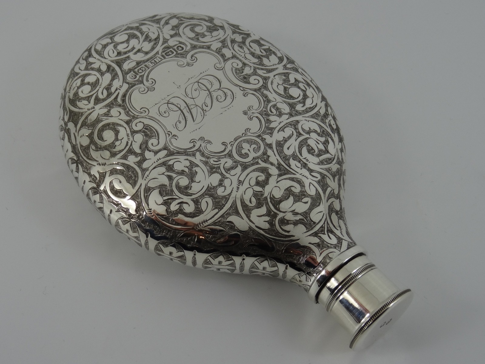 SOLID STERLING SILVER VERY BEAUTIFUL VICTORIAN HIP FLASK BIRMINGHAM 1878 112G