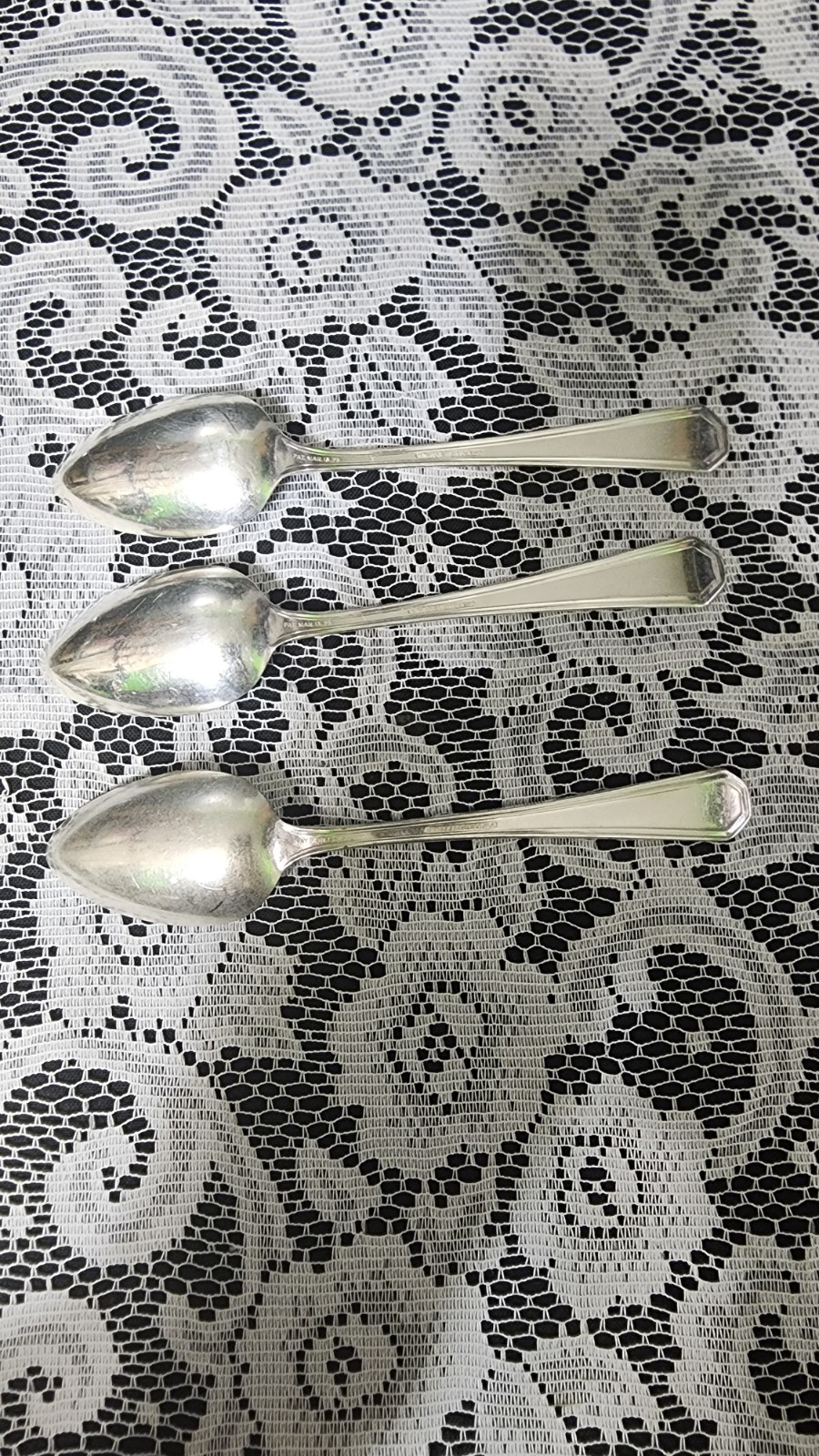 LOT OF 3 c1923 MAYFAIR 🎡🎠 PATTERN SILVERPLATED TEASPOONS/ TEA SPOONS 🍵🥄