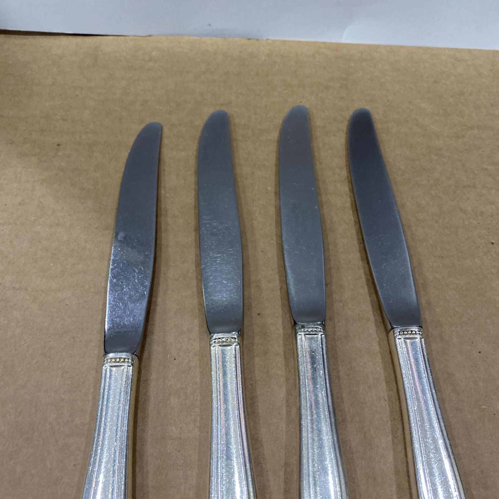 Holmes & Edwards Danish Princess Dinner Knife Knives Silverplate Lot of 4