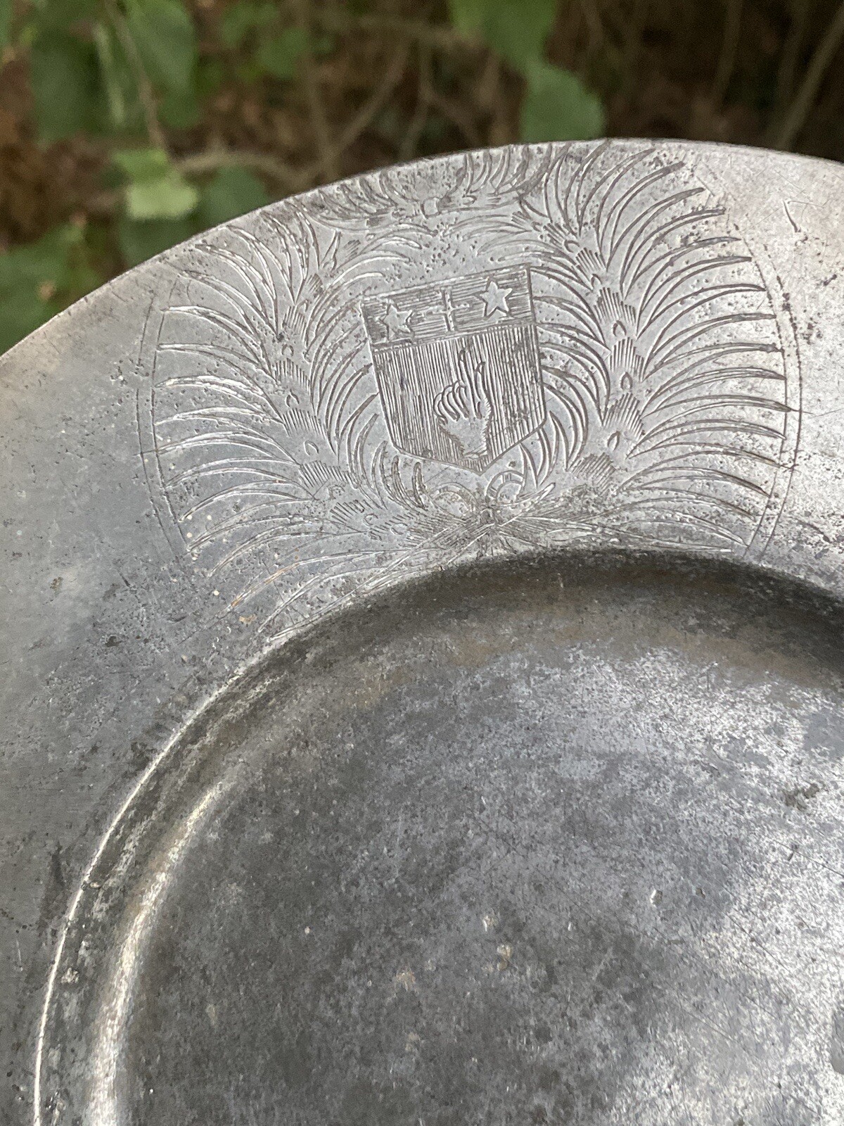 Large Winged Pewter Plate Called ‘À La Cardinal’ & Heraldry & Coat Of Arms