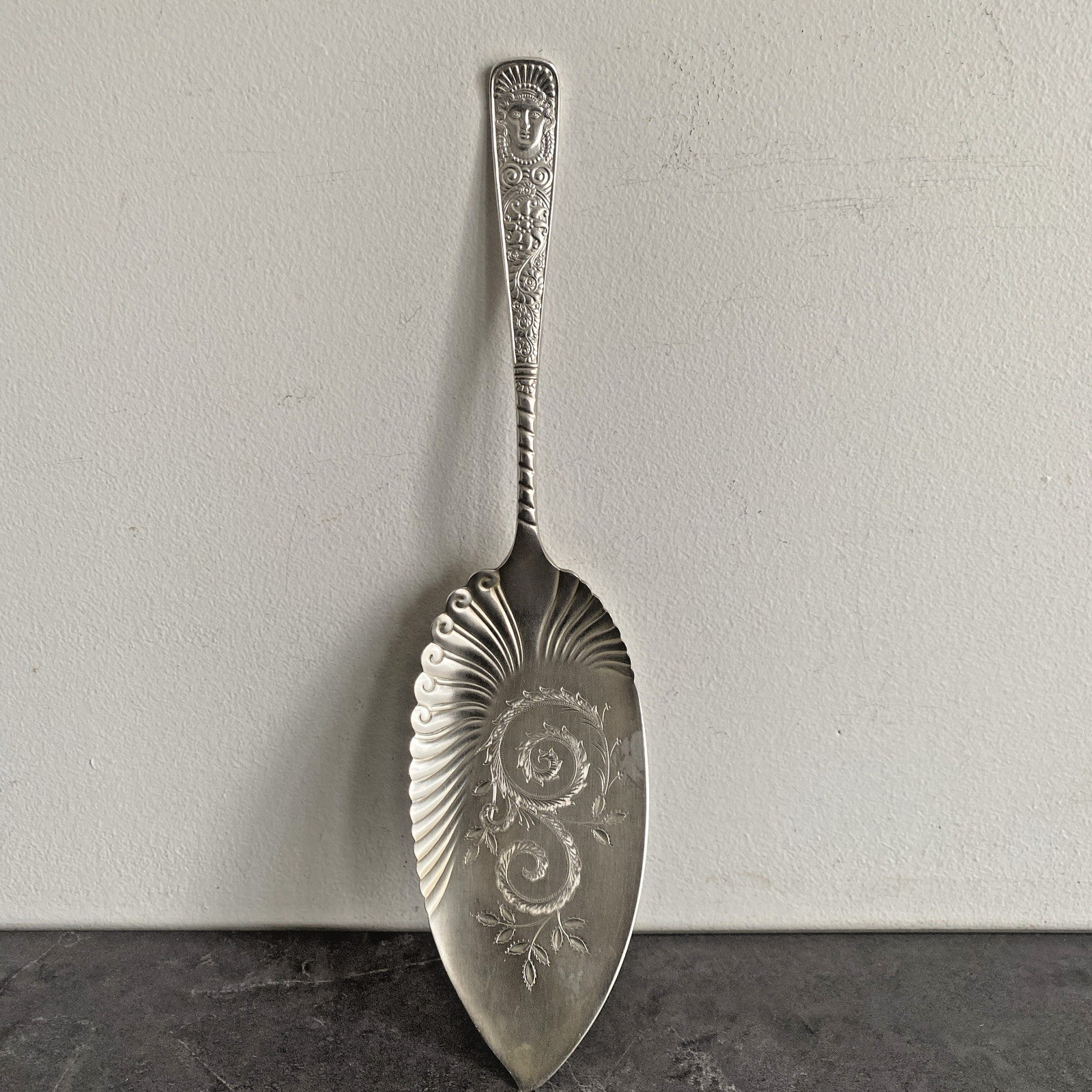 Antique Silverplate Assyrian Head Serving Knife 1847 Rogers Bros