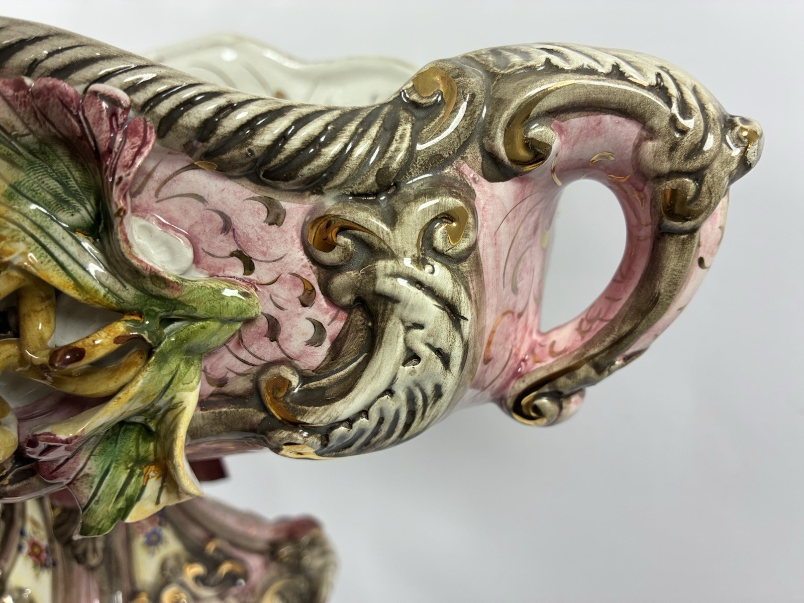 Made In Italy Capodimonte Centrepiece Vase/Bowl Table Decoration