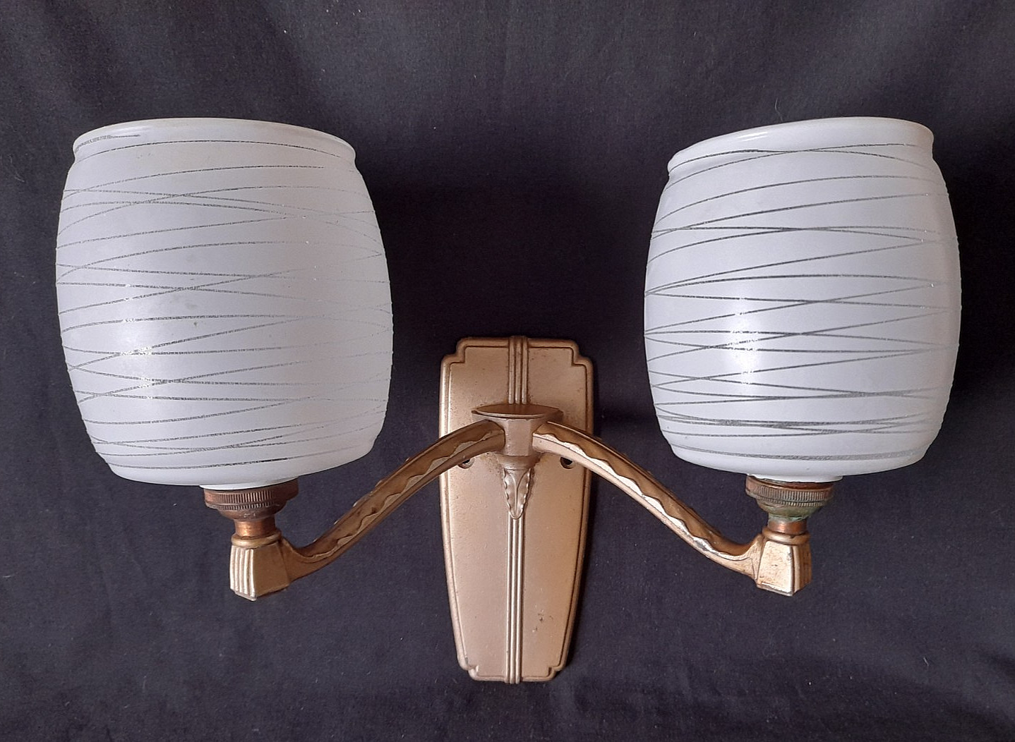 Vintage GEC Art Deco Streamline Moderne 2 Branch Wall Light Fitting & Shades