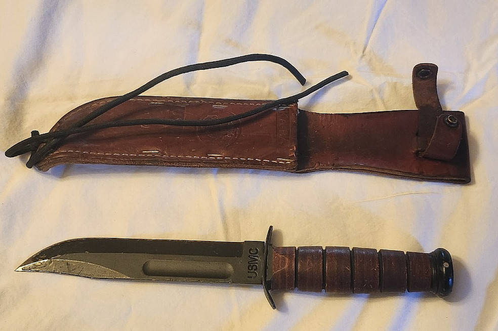 USMC Ka-Bar Knife with Scabbard