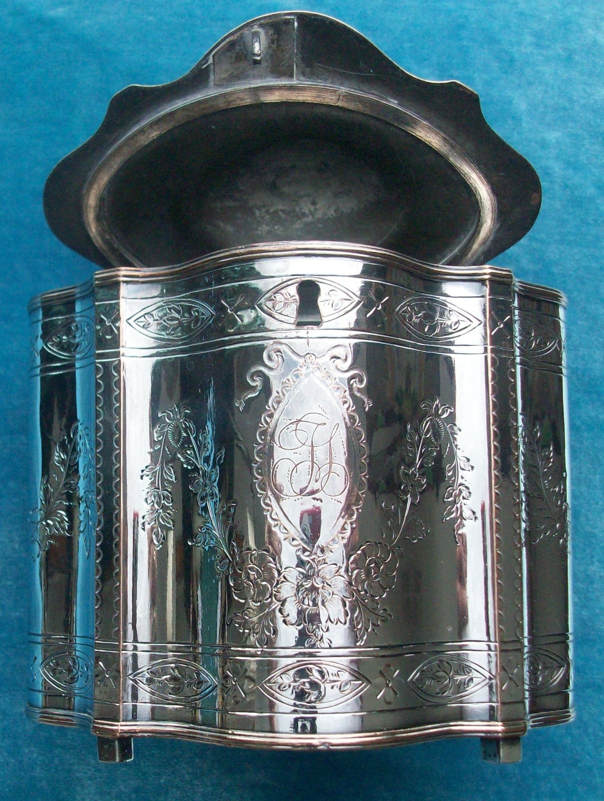 Fine Circa 1795 Antique Neoclassical Fused Plate Tea Caddy, Consular Provenance