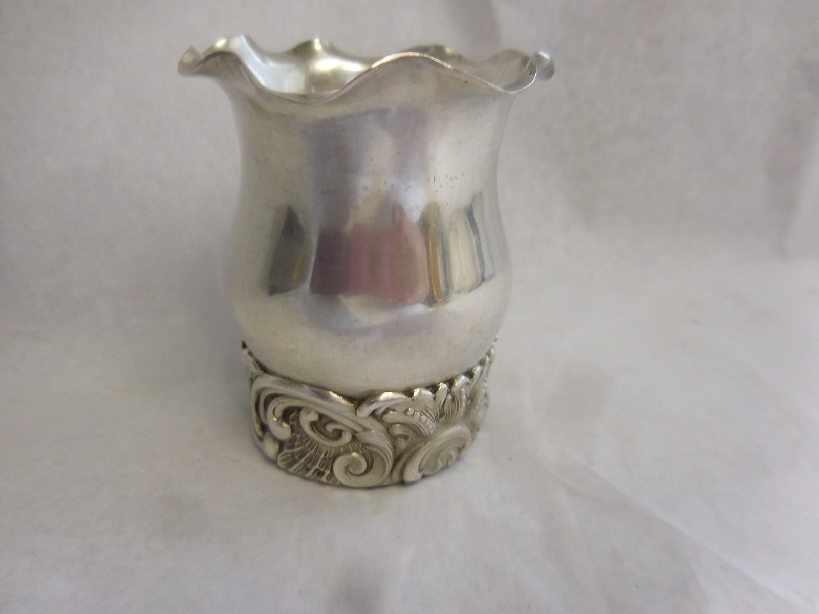 SHIEBLER STERLING SILVER TOOTHPICK HOLDER / VASE SCROLL BAND RUFFLE COLLAR #2617