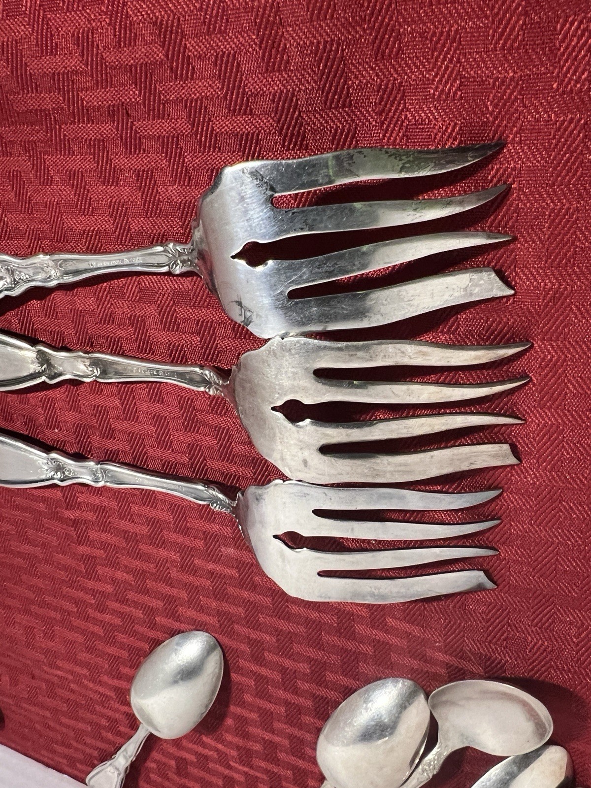 1881 ROGERS*LAVIGNE GRAPE PATTERN*SPOONS & FORKS*1908