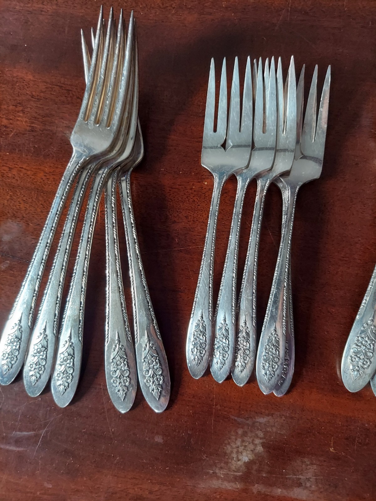 Lady Stuart Oneida Flatware Rogers Silverplate Flatware 33pc Set 1949 MCM