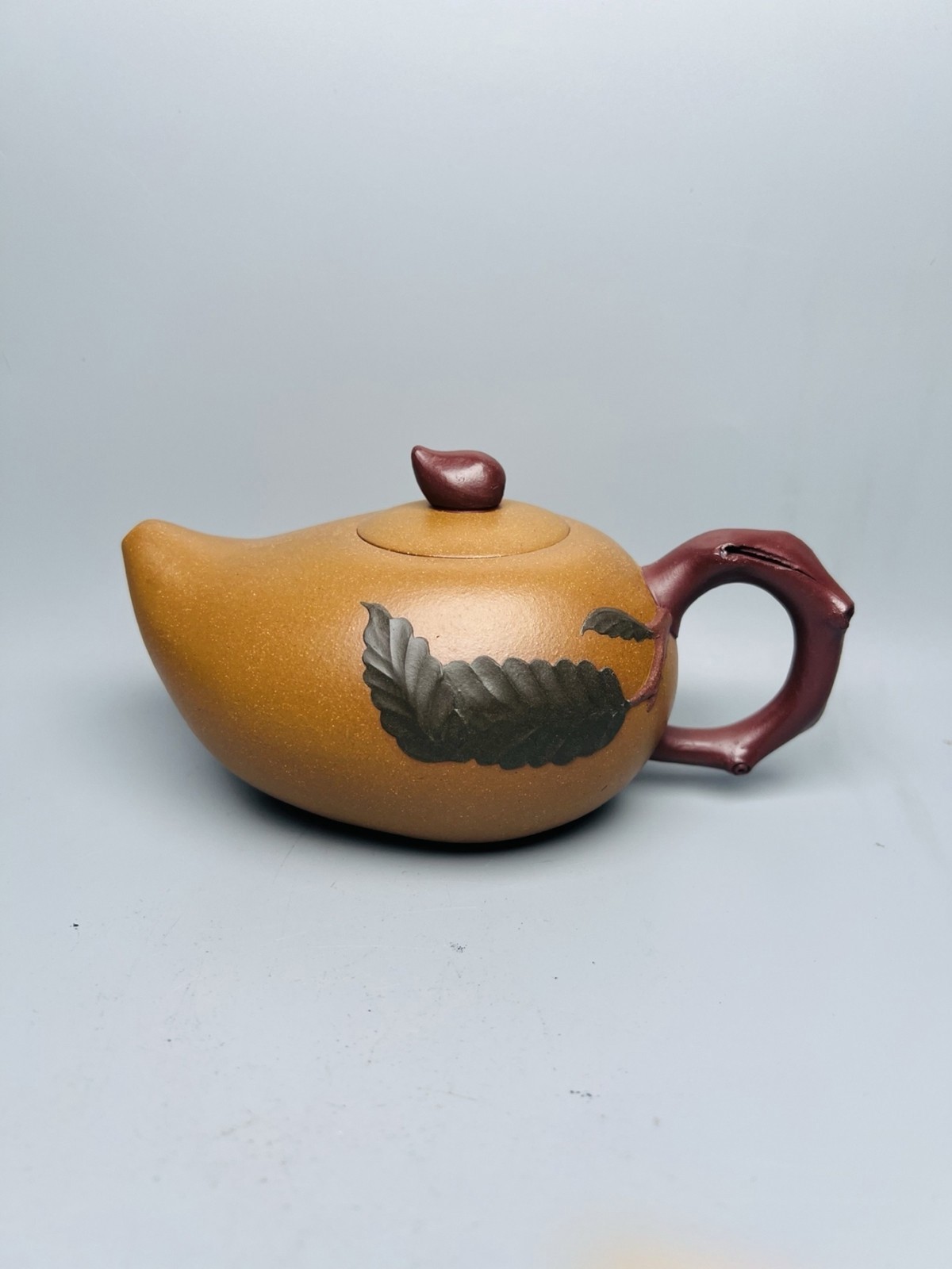 Yixing Zisha Teapot Unique Pu Erh Purple Ornament Artisan Handcrafted Mango