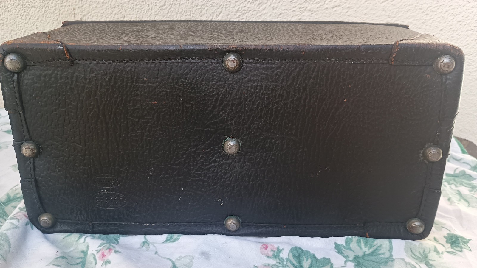 Vintage Schell Emdee Top Grain Cowhide Doctors Bag