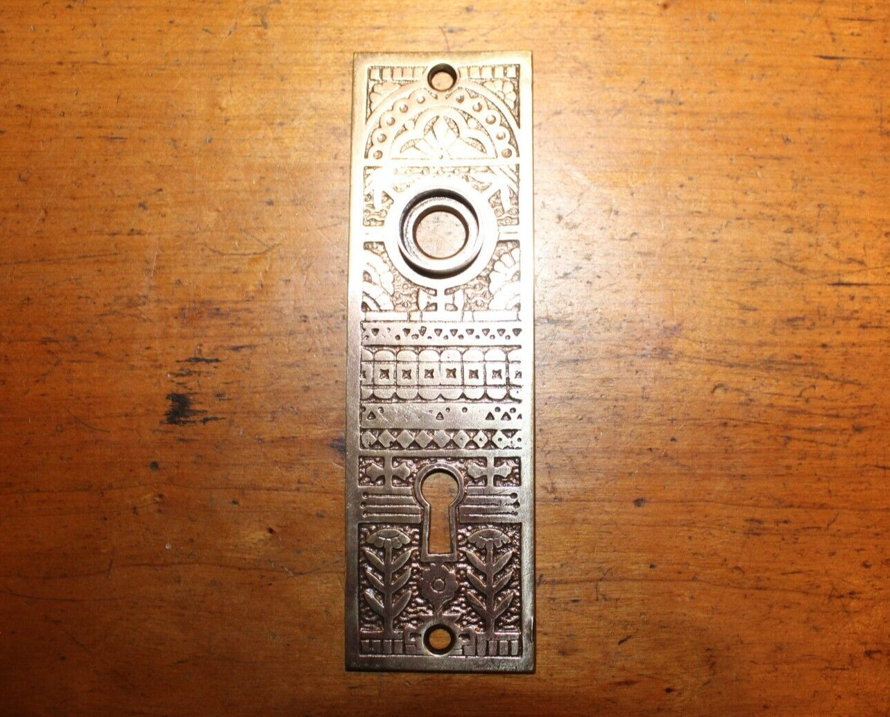 Victorian Antique Ornate Cast Bronze Escutcheon S-190 DS