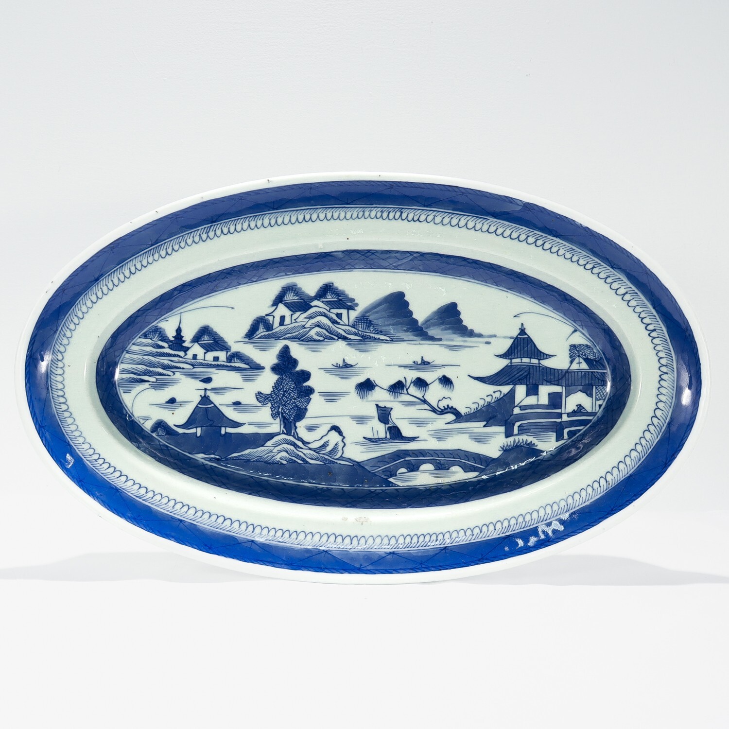Large Antique Blue & White Canton Chinese Export Porcelain Fish Platter or Tray.