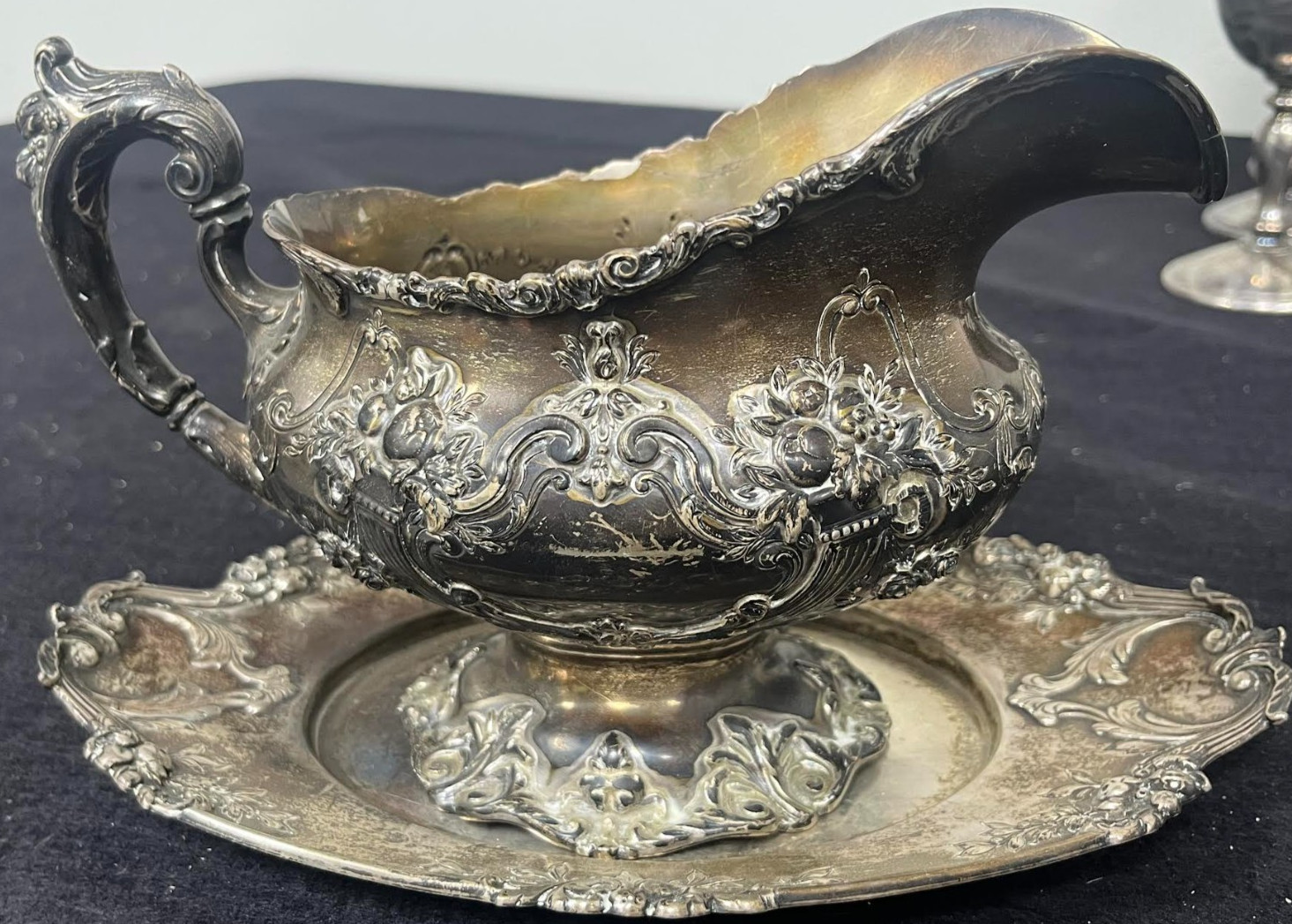 Francis I by Reed and Barton Sterling Silver Gravy Boat and Tray 570A 26.4 Oz