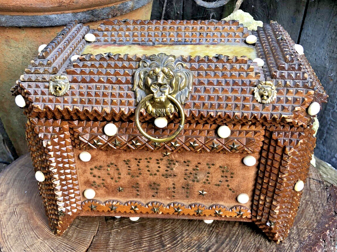 Tramp art Antique Edwardian trinket wood sewing box jewellery casket dated 1911