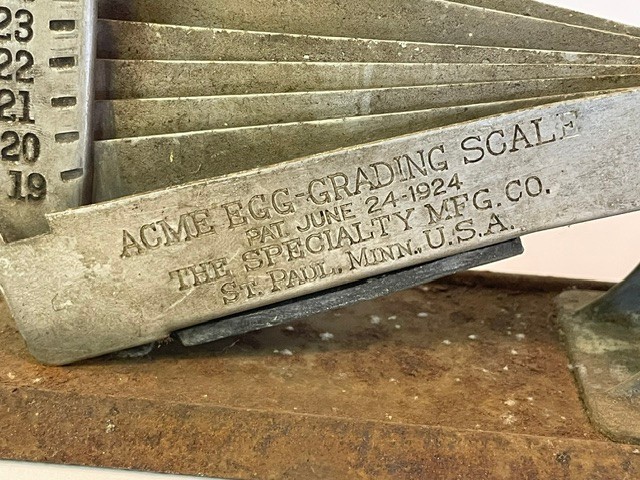 Antique 1924 Acme Egg Grading Scale- The Specialty Mfg Co.- St. Paul, Minn.