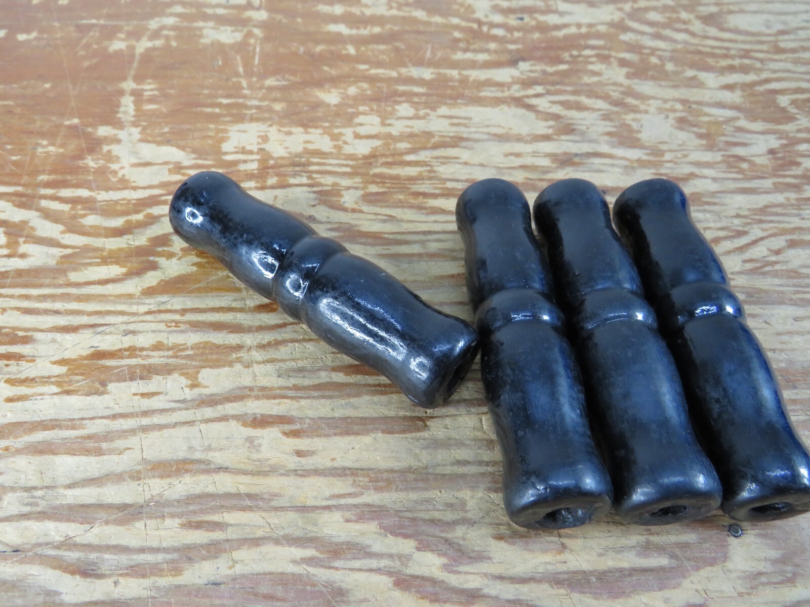 Lot of 4 NOS Antique vintage black WOODEN Pail Handle Wire Bail Spinner Bucket