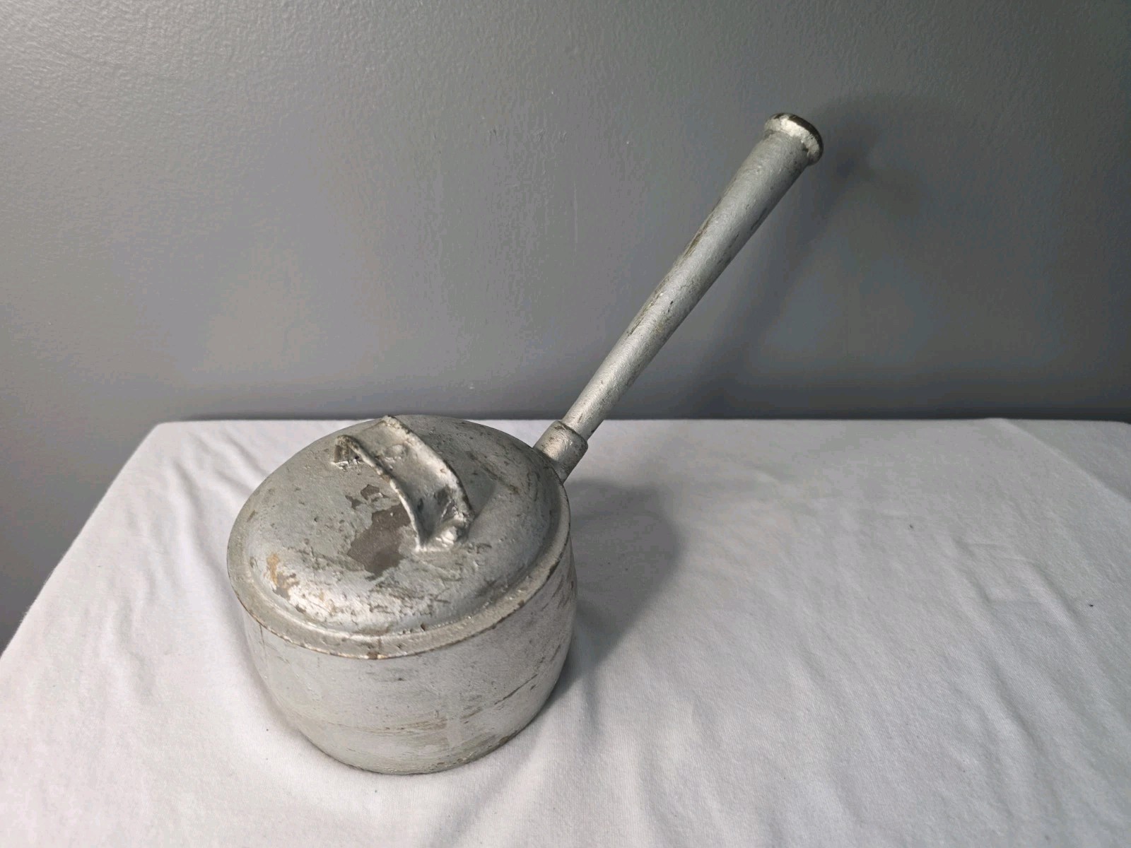 19th Century Cast Iron Long Handle Dipper Pot for Cooking For Ship Travel