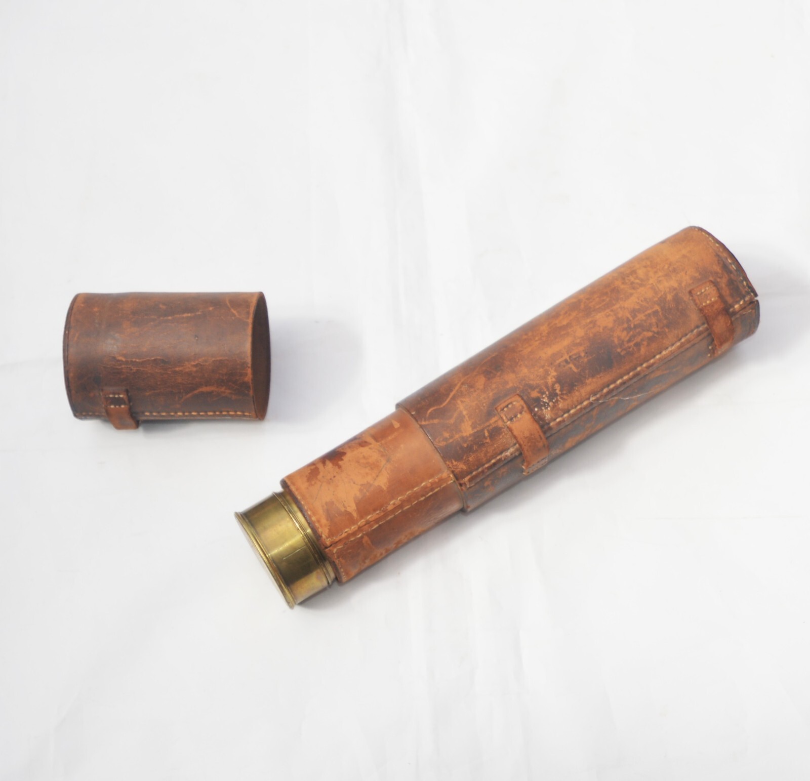 Three draw telescope & case – Cummins, 148 Leadenhall St, London.